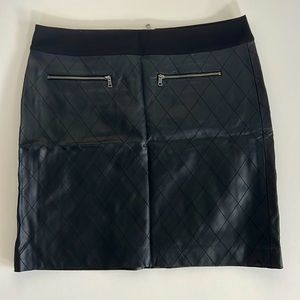 Ann Taylor Black Faux Leather Miniskirt size 8P